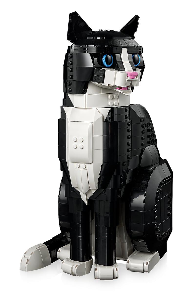 LEGO Tuxedo Cat 21349