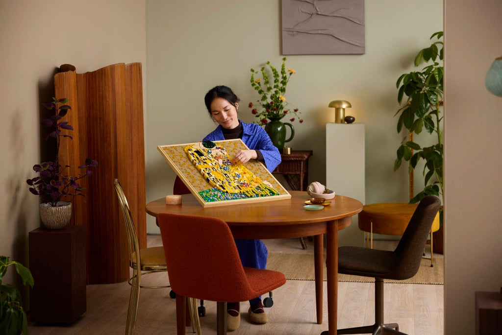 LEGO Gustav Klimt The Kiss 31221